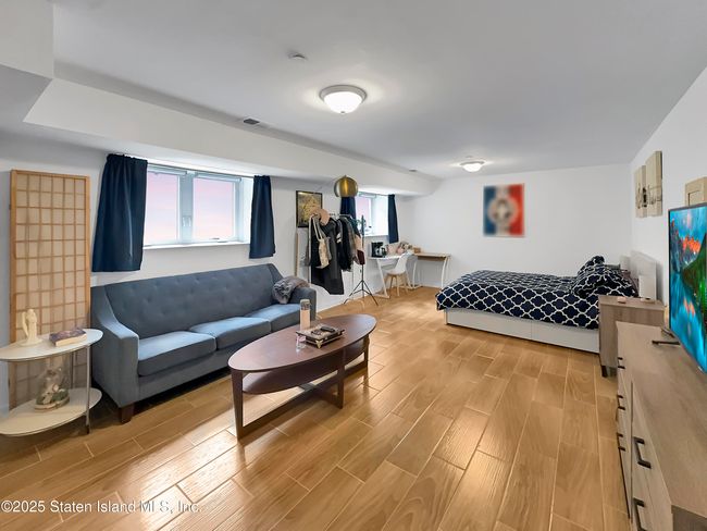 19 Scribner Ave | Image 28