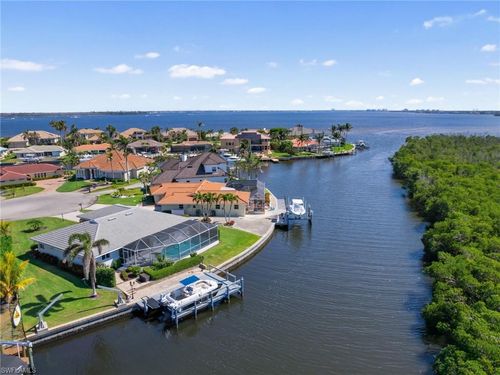 14701 Eden St, FORT MYERS, FL, 33908-1642 | Card Image