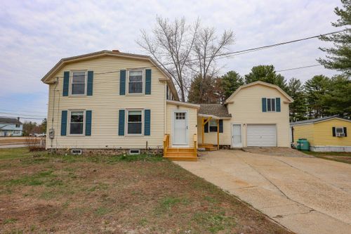 2 Gamache Rd, Derry, NH, 03038-4389 | Card Image