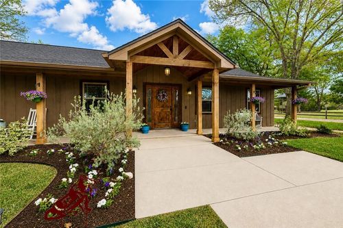 2302 Quail Run, College Station, TX, 77845-3918 | Card Image