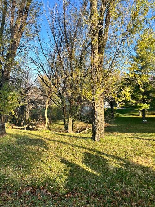 130 Glenview Dr, Sherrard, IL, 61281-9300 | Card Image