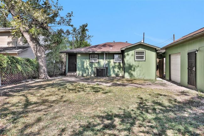 3346 Reeves St, House other with 3 bedrooms, 2 bathrooms and 1 parking in Houston TX | Image 28