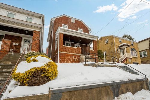 1647 Oakhurst St, Pittsburgh, PA, 15210-3867 | Card Image