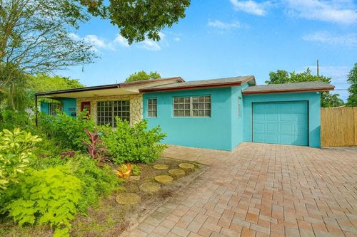 2709 Mores Rd, West Palm Beach, FL, 33406-7716 | Card Image