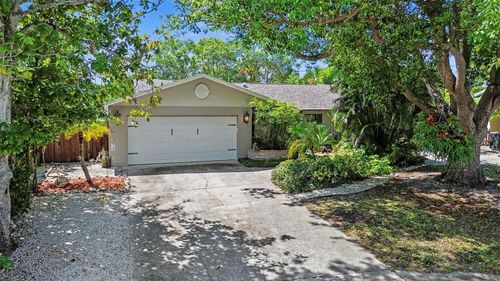 508 White Oak Dr, TARPON SPRINGS, FL, 34689-3855 | Card Image