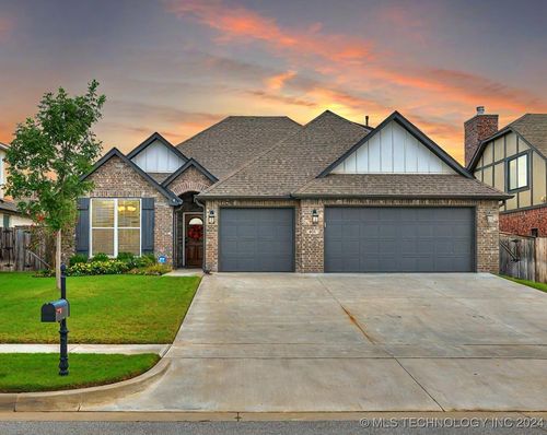 815 N 88th Street, Broken Arrow, OK, 74014 | Card Image