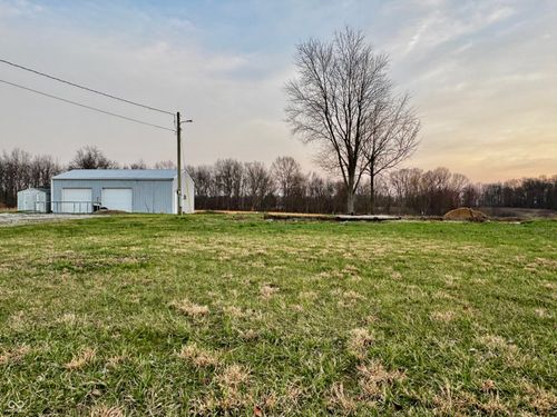 7899 W County Road 300 N, Brownstown, IN, 47220-9552 | Card Image