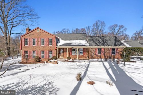 11820 Wayland St, OAKTON, VA, 22124-2228 | Card Image