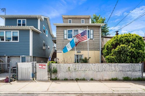 10216 164th Rd, Howard Beach, NY, 11414-4019 | Card Image