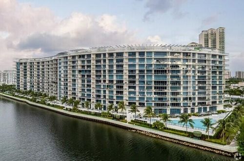 408-3250 Ne 188th St, Aventura, FL, 33180-3361 | Card Image