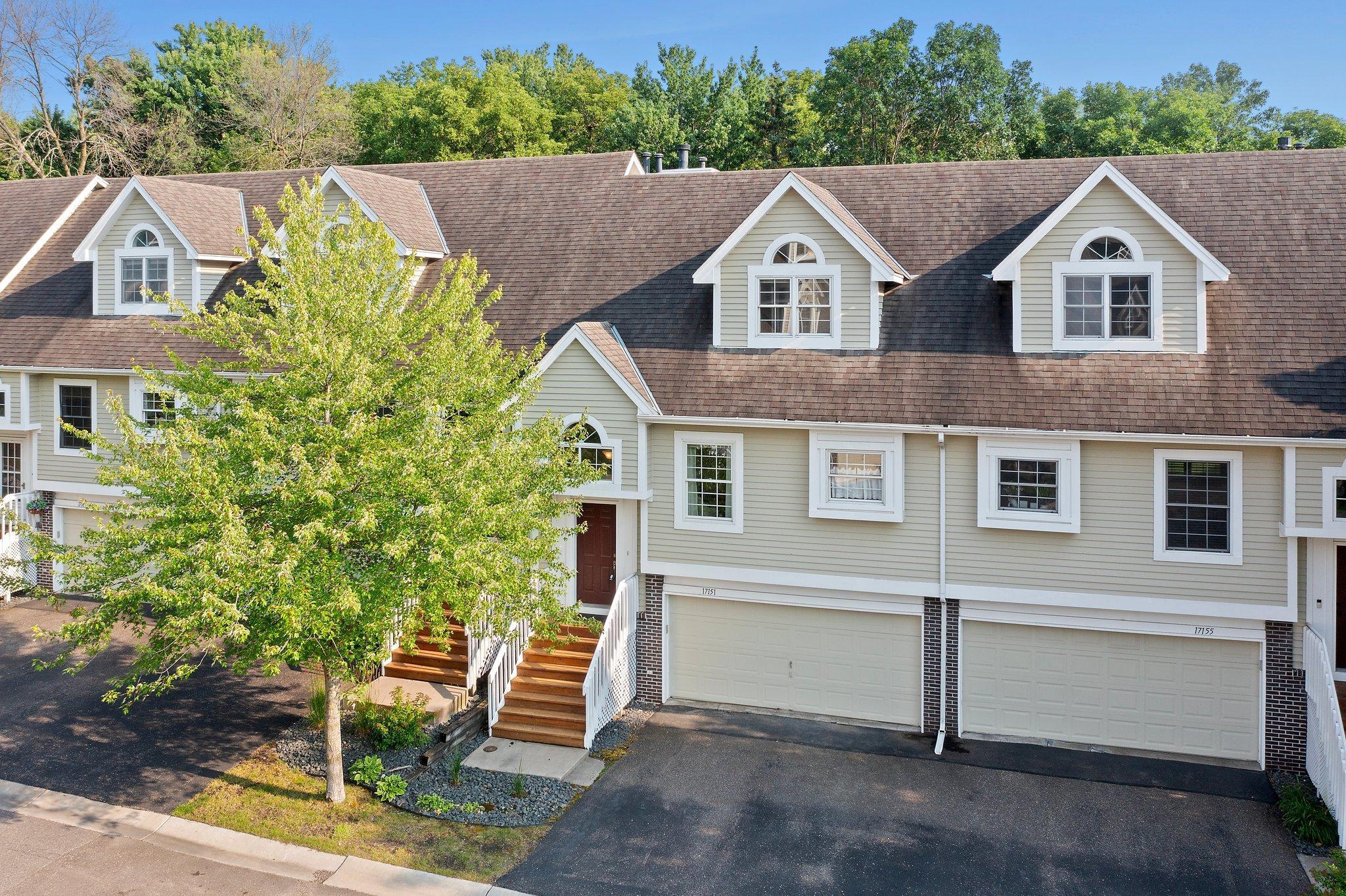 Sandy Ln, Minnetonka, MN 55345