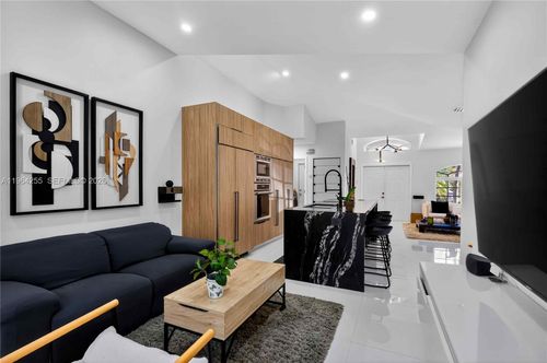 160 Sw 206th Ave, Pembroke Pines, FL, 33029-5013 | Card Image