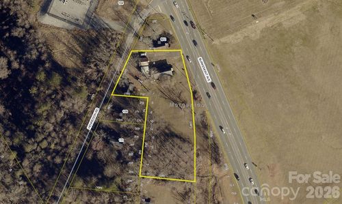 804 Burkemont Ave, Morganton, NC, 28655-4513 | Card Image