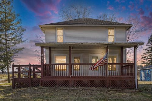 897 N Pease Rd, Vermontville, MI, 49096-9563 | Card Image