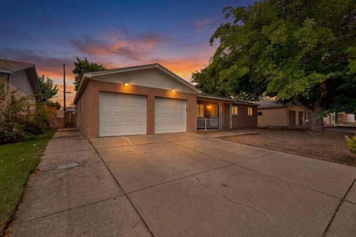 9519 Morrow Ave, Albuquerque, NM, 87112-2856 | Card Image