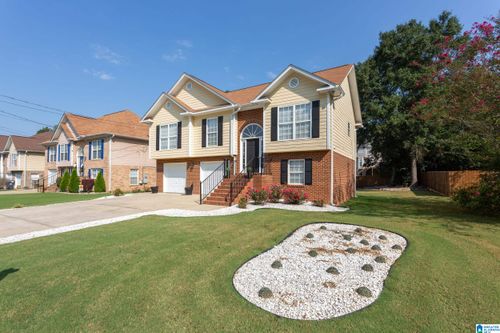 920 Birch St, MOODY, AL, 35004-3119 | Card Image