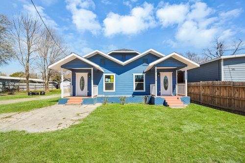 b-7919 Brays St, Houston, TX, 77012-1633 | Card Image
