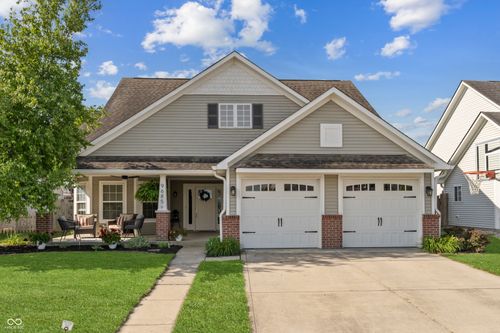 9685 Shasta Dr, Fishers, IN, 46038-8324 | Card Image