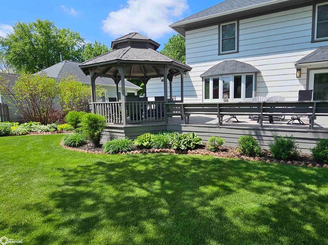 1010 Center St, House other with 4 bedrooms, 3 bathrooms and null parking in Manning IA | Image 15