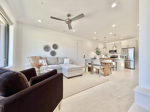 g-1-400 S Moki Dr, Kanab, UT, 84741-6358 | Card Image