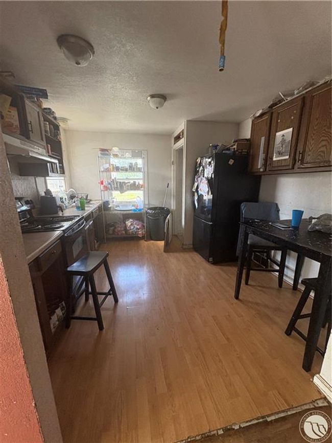 713 N Choteau Ave, House other with 3 bedrooms, 1 bathrooms and null parking in Hardin MT | Image 6