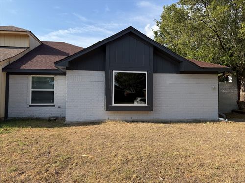 10231 Ridge Oak St, Dallas, TX, 75227-7663 | Card Image