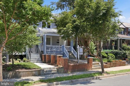329 18th Pl Ne, WASHINGTON, DC, 20002-6601 | Card Image
