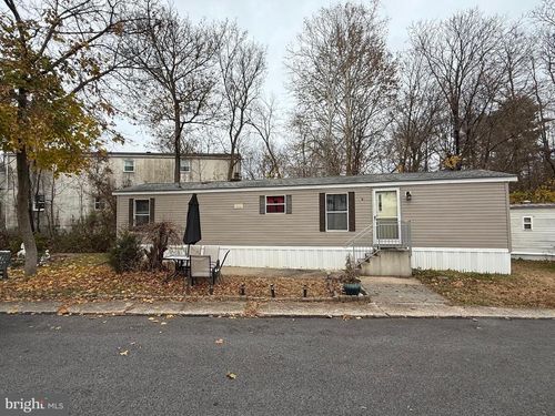 41 Terrace Dr, PHOENIXVILLE, PA, 19460-2441 | Card Image