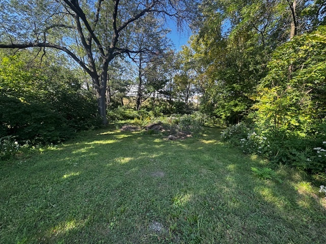 Land in Aurora 2