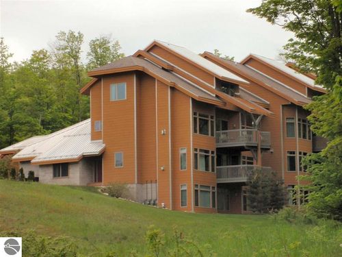 515-2280 Troon S, Bellaire, MI, 49615-5170 | Card Image