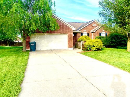 7607 Cloudstone Dr, Florence, KY, 41042-8058 | Card Image