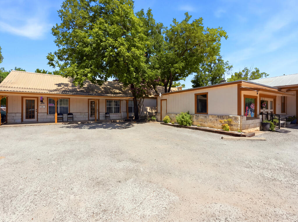 Commercial Sale in Fredericksburg 4