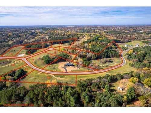538 Chapman Hills Ct, HUDSON, WI, 54016 | Card Image