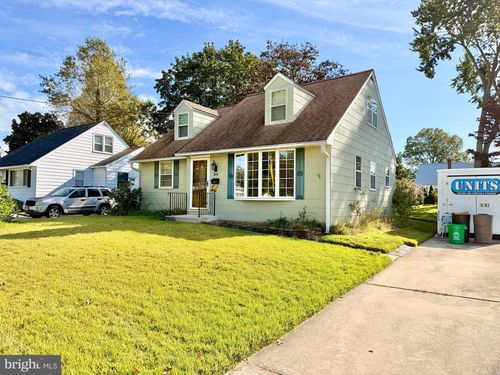 204 Adams Ave, BARRINGTON, NJ, 08007-1230 | Card Image