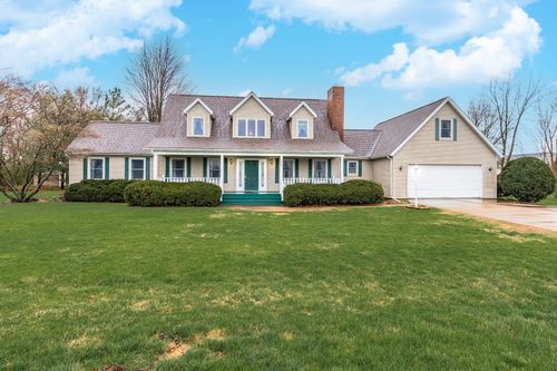 1402 E Indiana Ave, Pontiac, IL, 61764-1281 | Card Image