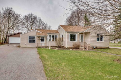 303 S 7th St, West Branch, MI, 48661-1251 | Card Image