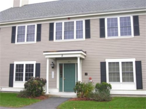 6-2 Abbott Ln, Concord, MA, 01742-3525 | Card Image