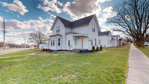 413 W Cedar St, Cherokee, IA, 51012-1339 | Card Image