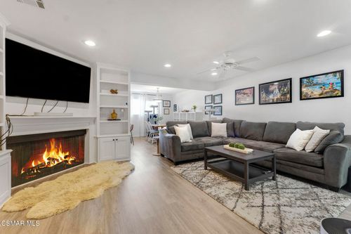118-18550 Hatteras St, Tarzana, CA, 91356 | Card Image