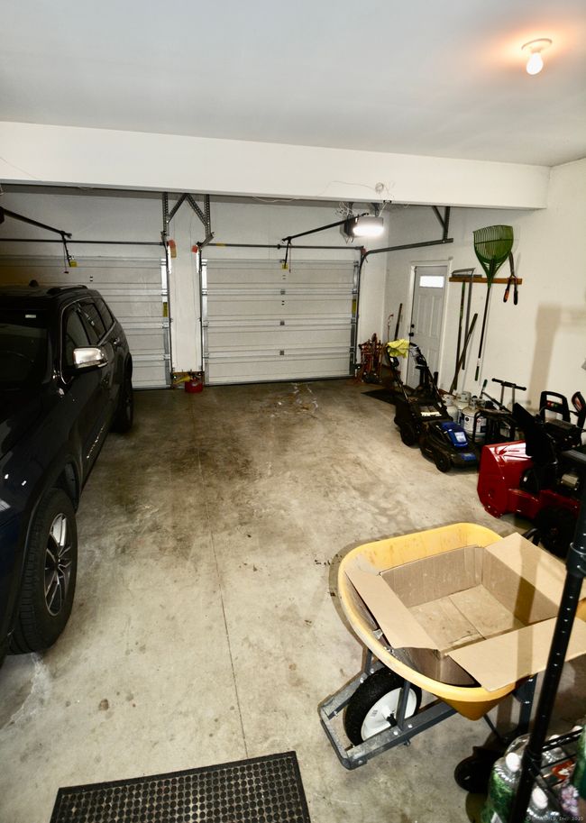 2 car garage off kitchen | Image 27