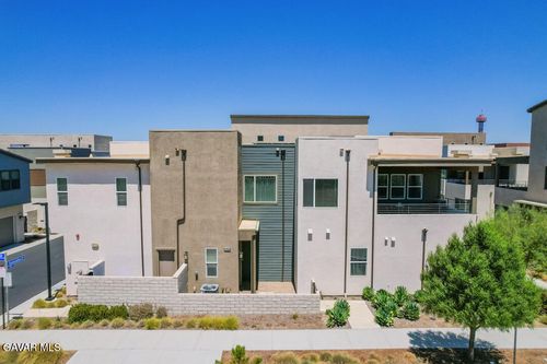 27504 Illumination Ct, Valencia, CA, 91381-2122 | Card Image