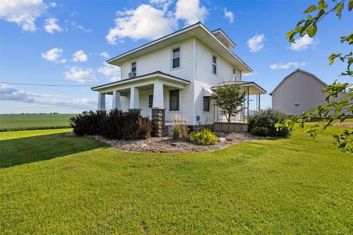 4681 Heins Rd, Center Point, IA, 52213-9778 | Card Image