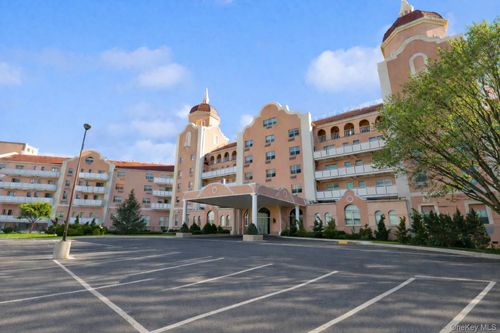 apt-2a-2 Richmond Rd, Lido Beach, NY, 11561-4846 | Card Image