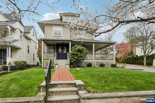 36 N Willow St, Montclair, NJ, 07042-3674 | Card Image