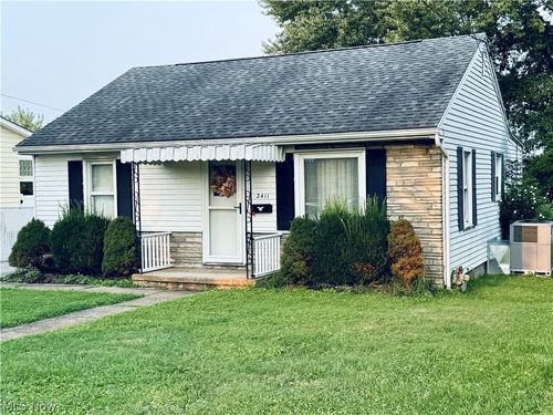 2411 Pennsylvania Ave, Parkersburg, WV, 26101-7148 | Card Image