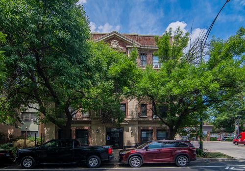 424-1414 W Pratt Boulevard, Chicago, IL, 60626 | Card Image