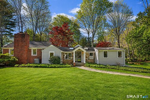 815 Valley Rd, New Canaan, CT, 06840-2814 | Card Image
