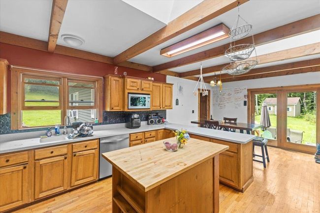7082 Vt Route 15, House other with 4 bedrooms, 3 bathrooms and null parking in Jeffersonville VT | Image 12