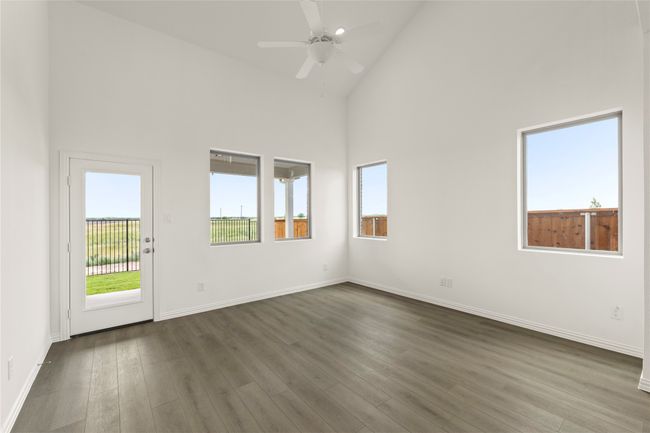 14102 Harden St, House other with 5 bedrooms, 4 bathrooms and null parking in Pilot Point TX | Image 12