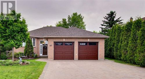 67 Ravina Ave, Garson, ON, P3L1C2 | Card Image